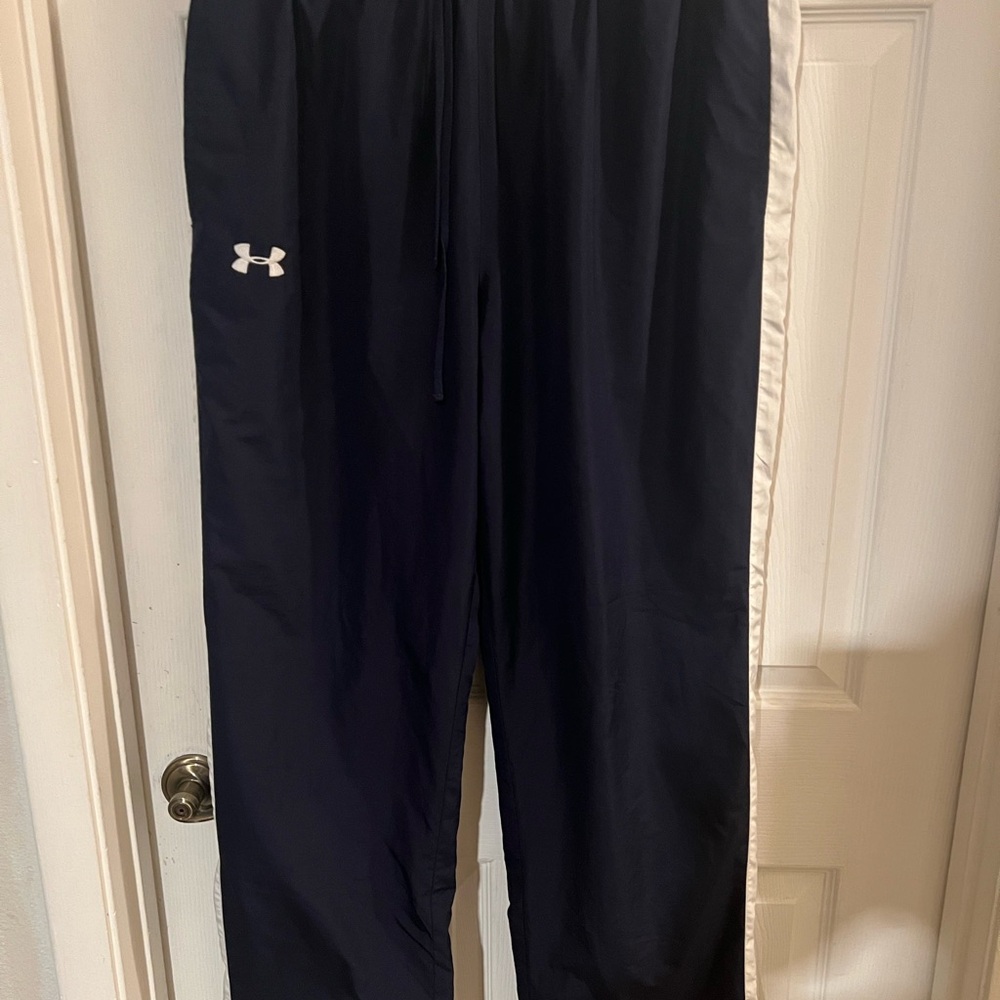 Under Armour Men XL blue and white sweat pants with drawstring